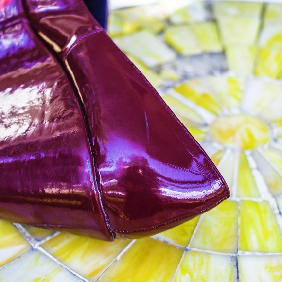 Red patent platform wedges - Picture 3 of 8